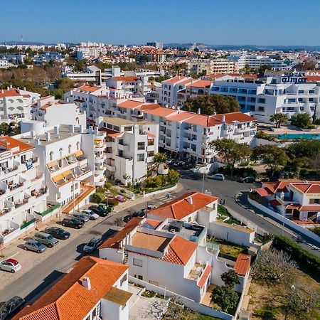 Typical T2 In Albufeira W/ Balcony By Lovelystay Ngoại thất bức ảnh